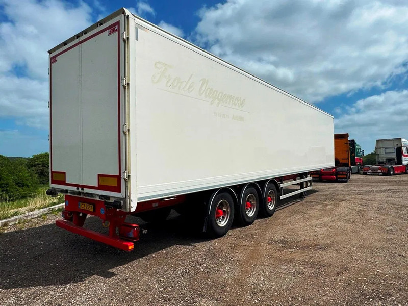 Closed box semi-trailer SDC 13,60 Boks: picture 6