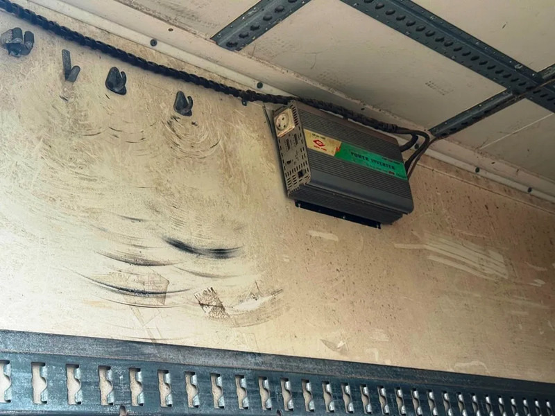 Scania P230 inkl. lift with remote control. leasing Scania P230 inkl. lift with remote control.: picture 12 Scania P230 inkl. lift with remote control. leasing Scania P230 inkl. lift with remote control.: picture 12