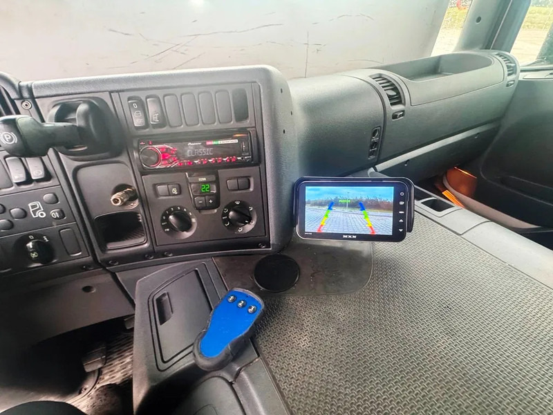 Scania P230 inkl. lift with remote control. leasing Scania P230 inkl. lift with remote control.: picture 16 Scania P230 inkl. lift with remote control. leasing Scania P230 inkl. lift with remote control.: picture 16