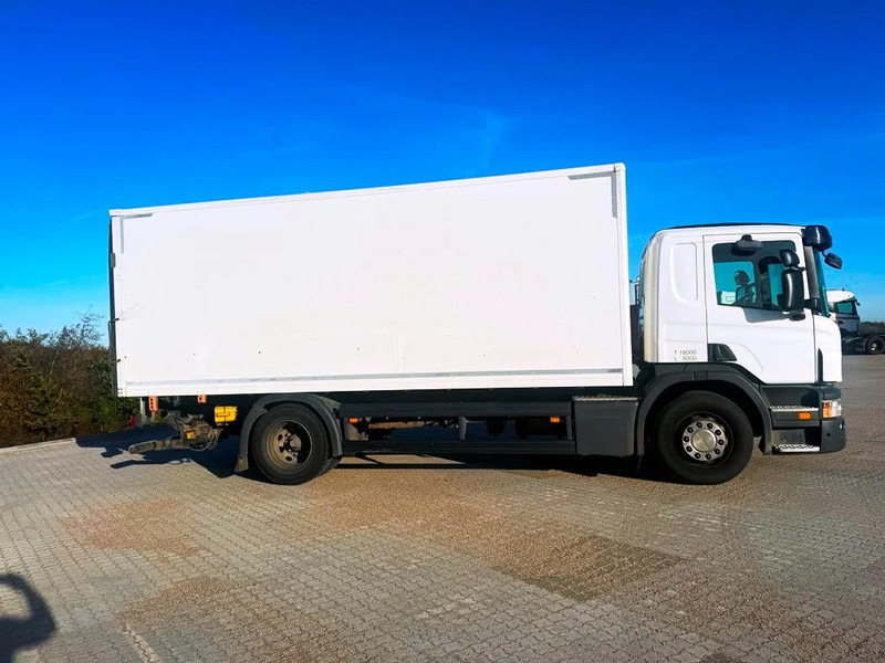 Scania P230 inkl. lift with remote control. leasing Scania P230 inkl. lift with remote control.: picture 8 Scania P230 inkl. lift with remote control. leasing Scania P230 inkl. lift with remote control.: picture 8