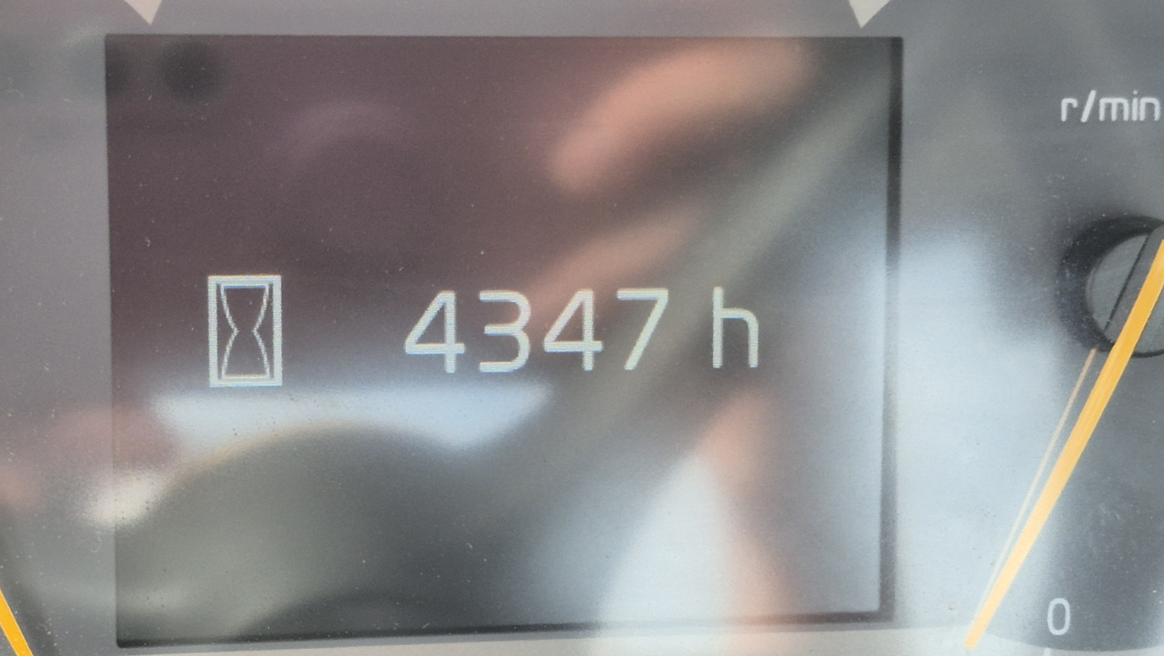 VOLVO L45H leasing VOLVO L45H: picture 16