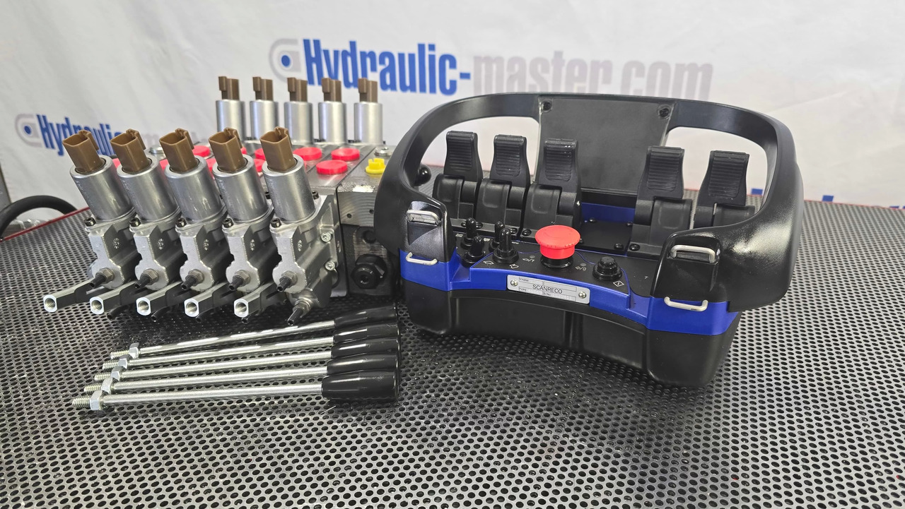 Container Side Lifter Sidelifter 5 sections valve with Radio Remote Scanreco - Garbage truck: picture 5 Container Side Lifter Sidelifter 5 sections valve with Radio Remote Scanreco - Garbage truck: picture 5