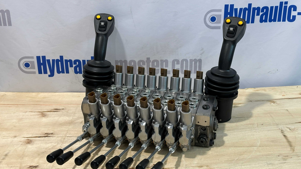 Set Scanreco RC400 with Walvoil DPX100 John Deere, Manitou, Effer, Palfinger - Timber transport: picture 1 Set Scanreco RC400 with Walvoil DPX100 John Deere, Manitou, Effer, Palfinger - Timber transport: picture 1