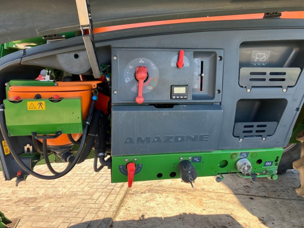 Amazone UX 6201 SUPER leasing Amazone UX 6201 SUPER: picture 8