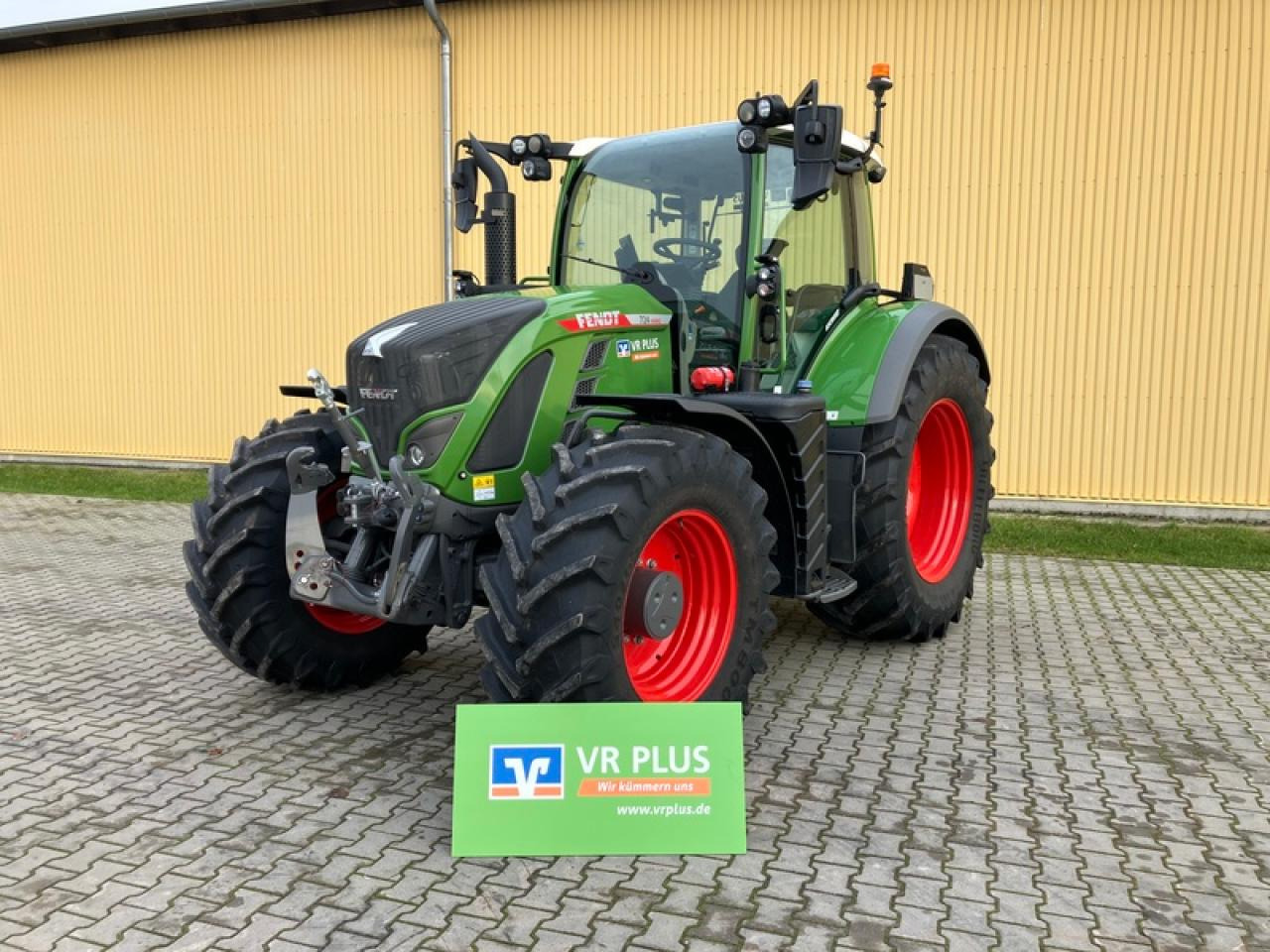 Fendt VARIO 724 GEN6 // RTK - Farm tractor: picture 1 Fendt VARIO 724 GEN6 // RTK - Farm tractor: picture 1