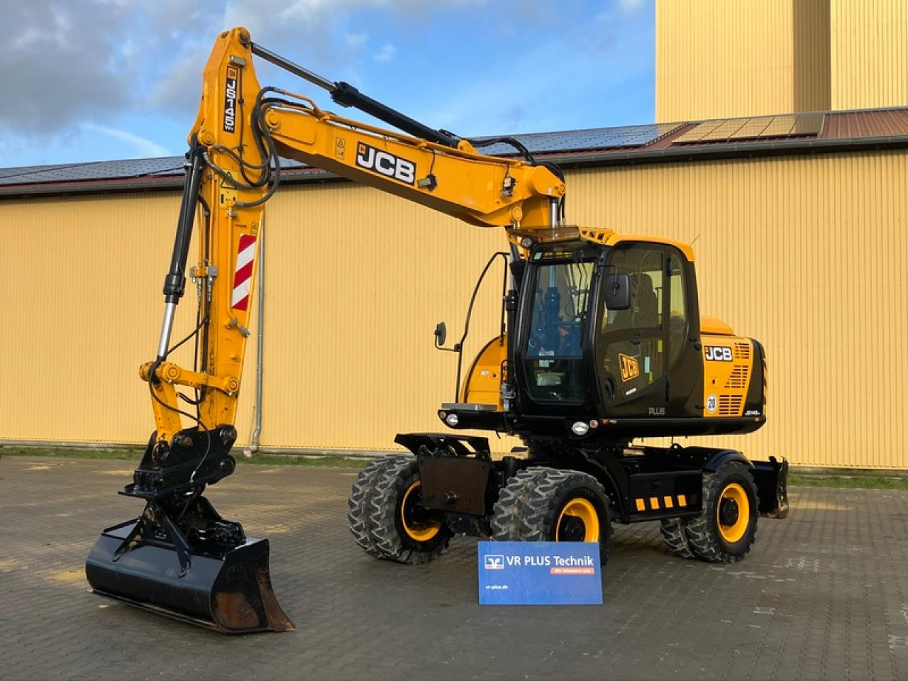 JCB JS145W - Wheel excavator: picture 1 JCB JS145W - Wheel excavator: picture 1