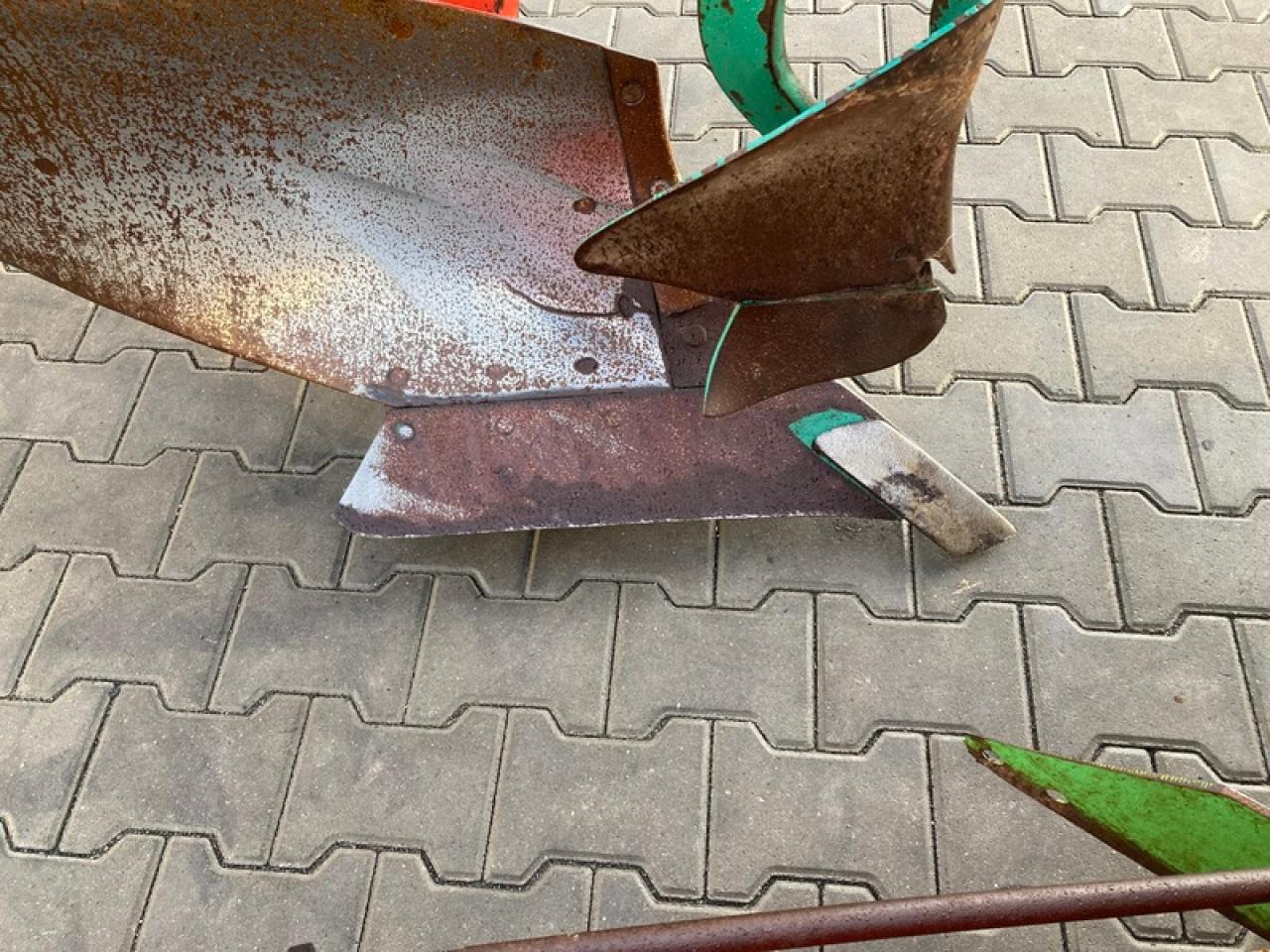 Kverneland LB100-160 - Plow: picture 4 Kverneland LB100-160 - Plow: picture 4