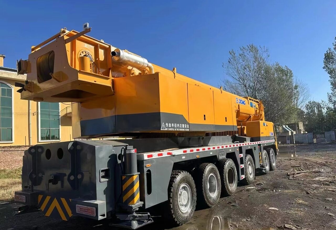 XCMG - Mobile crane: picture 2 XCMG - Mobile crane: picture 2