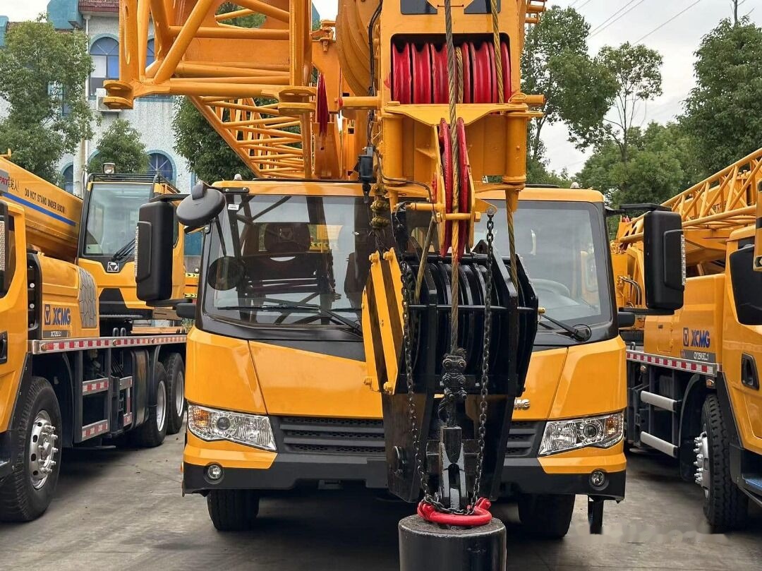 XCMG QY75KC XCT75 75T 75ton 70ton 80ton 50 100 - Mobile crane: picture 3 XCMG QY75KC XCT75 75T 75ton 70ton 80ton 50 100 - Mobile crane: picture 3
