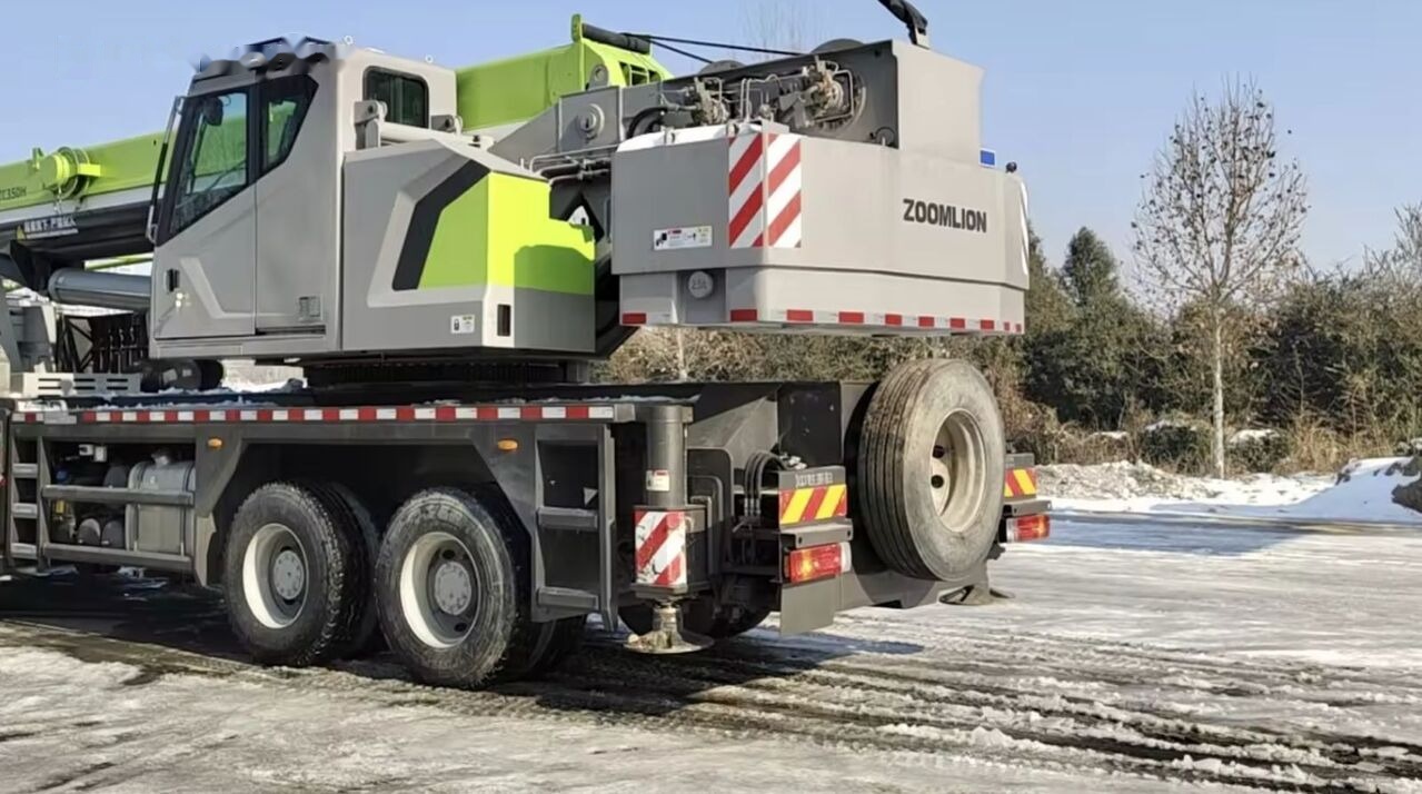 Zoomlion ZTC350 ZTC250 ZTC550 ZTC1000 - Mobile crane: picture 5 Zoomlion ZTC350 ZTC250 ZTC550 ZTC1000 - Mobile crane: picture 5