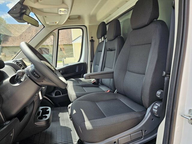 FIAT Ducato 35 MAXI 180 Pritsche Plane LBW BÄR AHK - Curtain side van: picture 2 FIAT Ducato 35 MAXI 180 Pritsche Plane LBW BÄR AHK - Curtain side van: picture 2