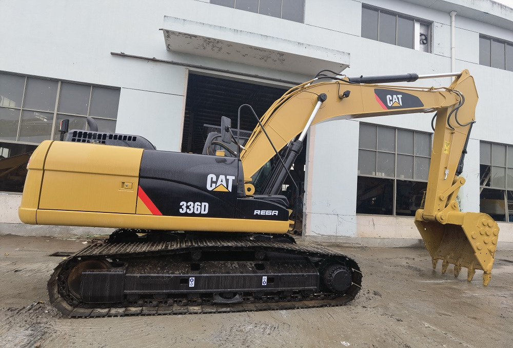 CAT 336D Excavator - Excavator: picture 3 CAT 336D Excavator - Excavator: picture 3