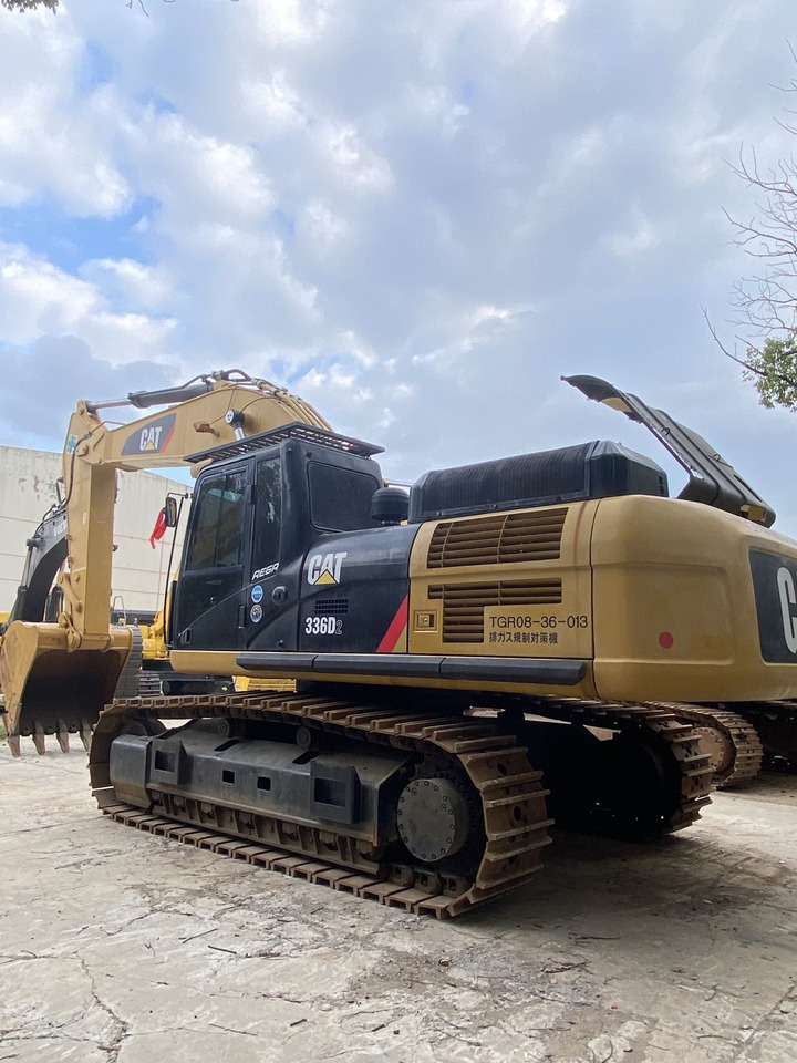 CAT 336D2 Excavator - Excavator: picture 3 CAT 336D2 Excavator - Excavator: picture 3