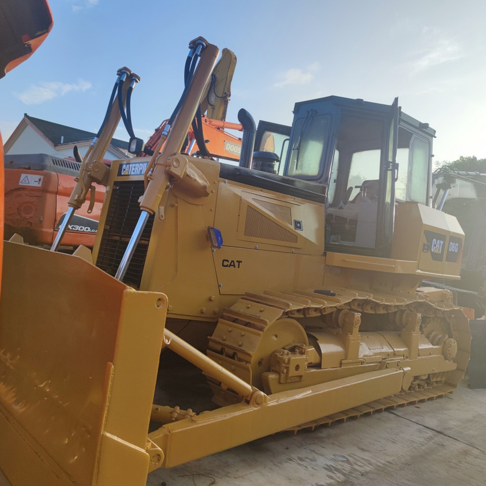 CAT D6G Bulldozer - Bulldozer: picture 3 CAT D6G Bulldozer - Bulldozer: picture 3