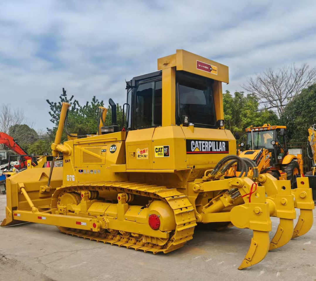 CAT D7G Bulldozer - Bulldozer: picture 3 CAT D7G Bulldozer - Bulldozer: picture 3