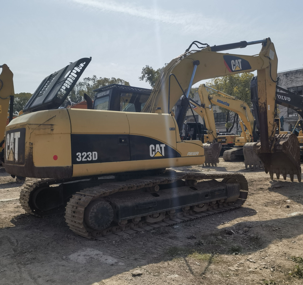 CATERPILLAR 323D - Crawler excavator: picture 5 CATERPILLAR 323D - Crawler excavator: picture 5