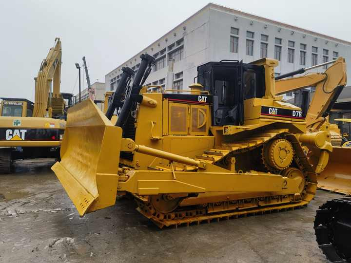Cheap Used CAT D7R Bulldozer Track Dozer japan used bulldozer for sale - Bulldozer: picture 4 Cheap Used CAT D7R Bulldozer Track Dozer japan used bulldozer for sale - Bulldozer: picture 4