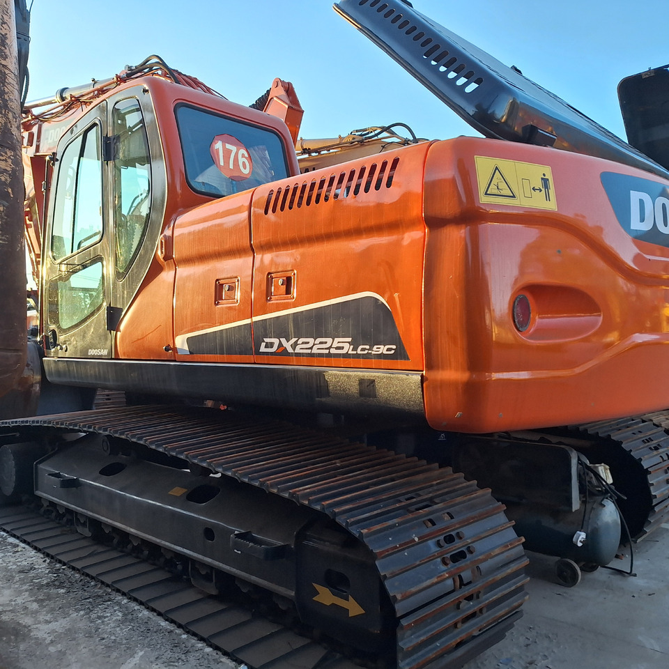 Doosan Dx225LC-9C Crawler Excavator - Crawler excavator: picture 2 Doosan Dx225LC-9C Crawler Excavator - Crawler excavator: picture 2