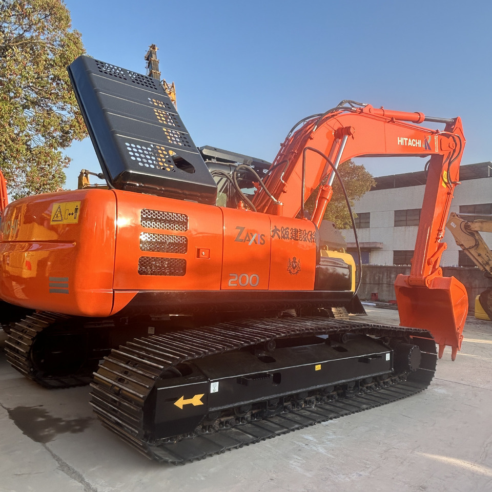 Hitachi ZX200-3 Excavator - Crawler excavator: picture 1 Hitachi ZX200-3 Excavator - Crawler excavator: picture 1