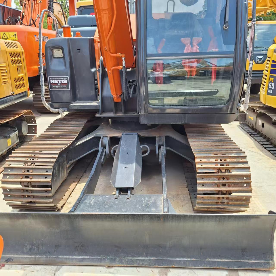 Hitachi ZX70 Excavator - Crawler excavator: picture 2 Hitachi ZX70 Excavator - Crawler excavator: picture 2