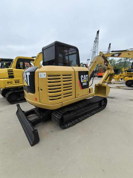 Hot sale Used Caterpillar mini excavator 306E2 Original Cat 306E2 305.5E2 excavators in good condition - Crawler excavator: picture 5 Hot sale Used Caterpillar mini excavator 306E2 Original Cat 306E2 305.5E2 excavators in good condition - Crawler excavator: picture 5