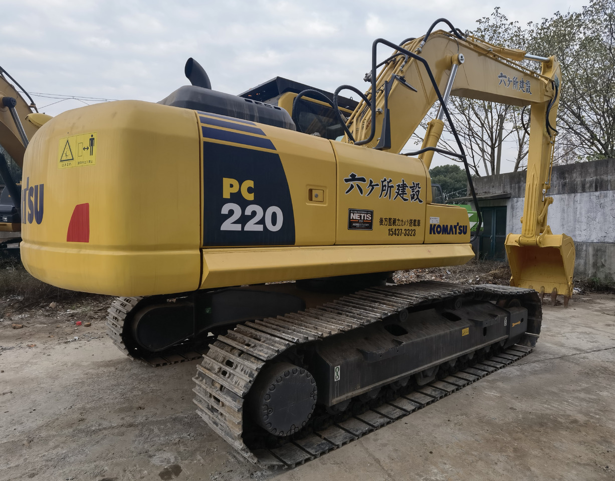 Komatsu PC220-8 Excavator - Crawler excavator: picture 1 Komatsu PC220-8 Excavator - Crawler excavator: picture 1
