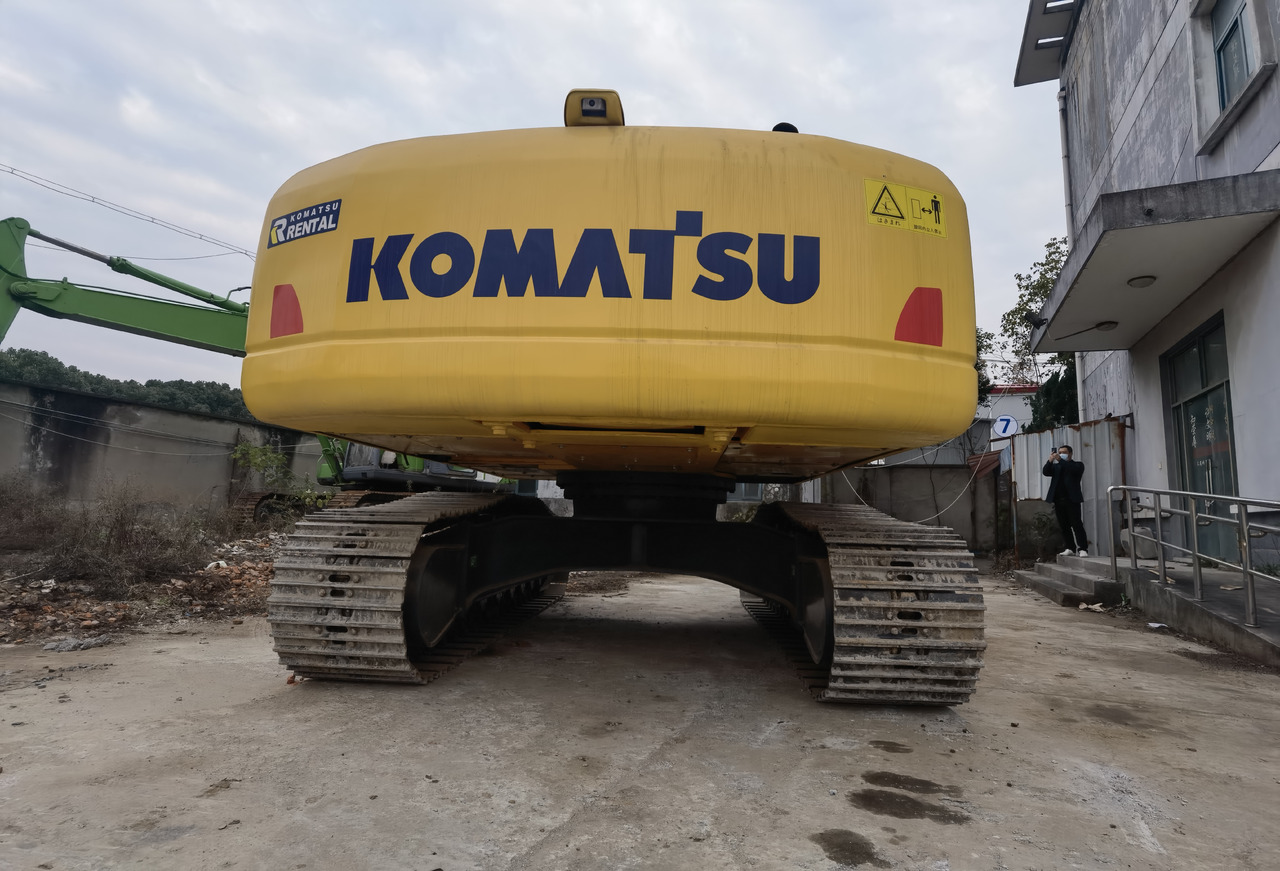Komatsu PC220-8 Excavator - Crawler excavator: picture 5 Komatsu PC220-8 Excavator - Crawler excavator: picture 5