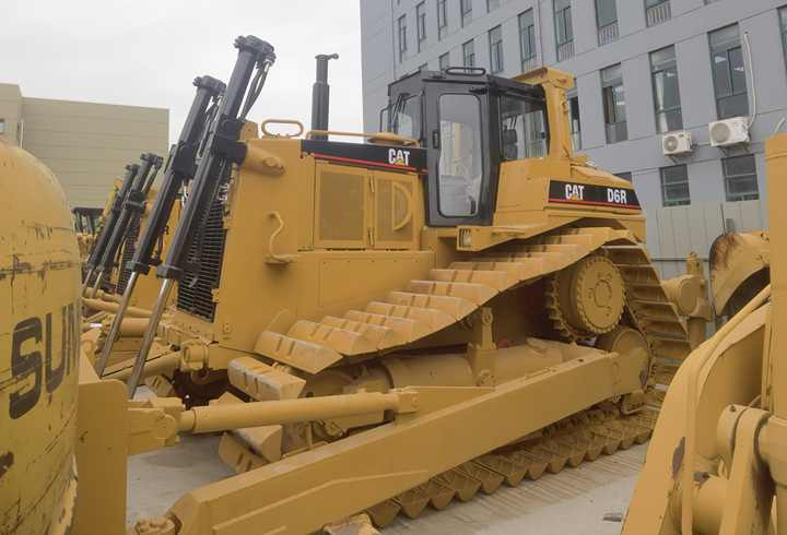 Original Japan Used CAT D6R Bulldozer Second Hand CAT D6R Bulldozer with fast delivery and low price for sale - Bulldozer: picture 5 Original Japan Used CAT D6R Bulldozer Second Hand CAT D6R Bulldozer with fast delivery and low price for sale - Bulldozer: picture 5