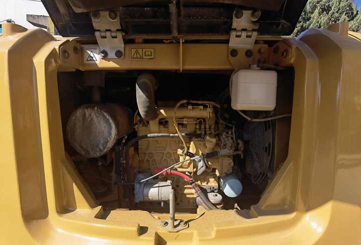 Second hand 305.5E2 Original digger Cheap Price Excavators For CAT Excavator for sale - Crawler excavator: picture 4 Second hand 305.5E2 Original digger Cheap Price Excavators For CAT Excavator for sale - Crawler excavator: picture 4