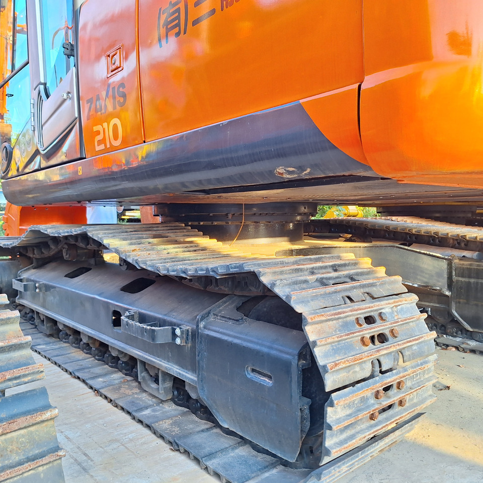 Excavator Second hand Hitachi ZX210 excavator: picture 6 Excavator Second hand Hitachi ZX210 excavator: picture 6