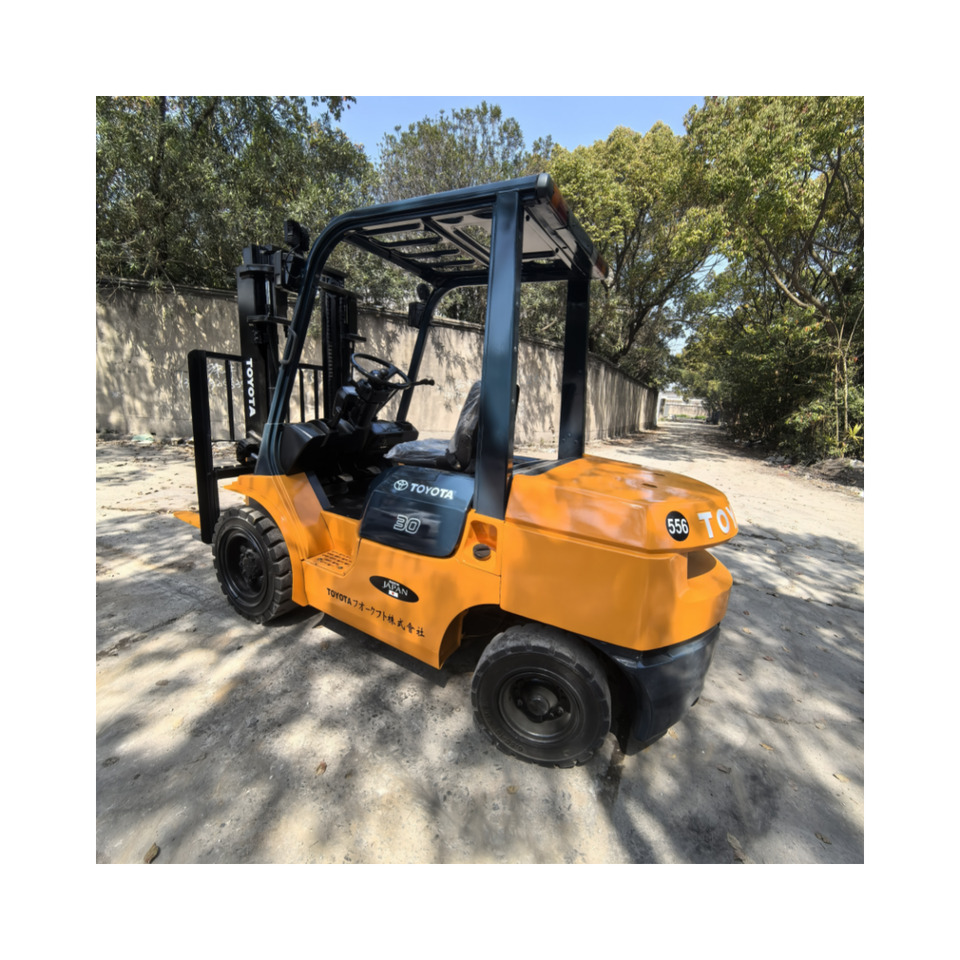 Toyota FD30 Forklift - Diesel forklift: picture 1 Toyota FD30 Forklift - Diesel forklift: picture 1