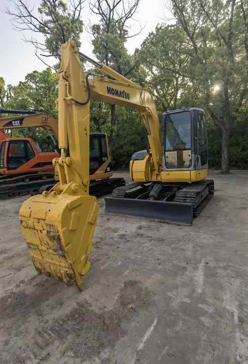 Used Small Crawler Excavator PC78US Japan Brand komatsu model pc78us For Sale - Excavator: picture 3 Used Small Crawler Excavator PC78US Japan Brand komatsu model pc78us For Sale - Excavator: picture 3