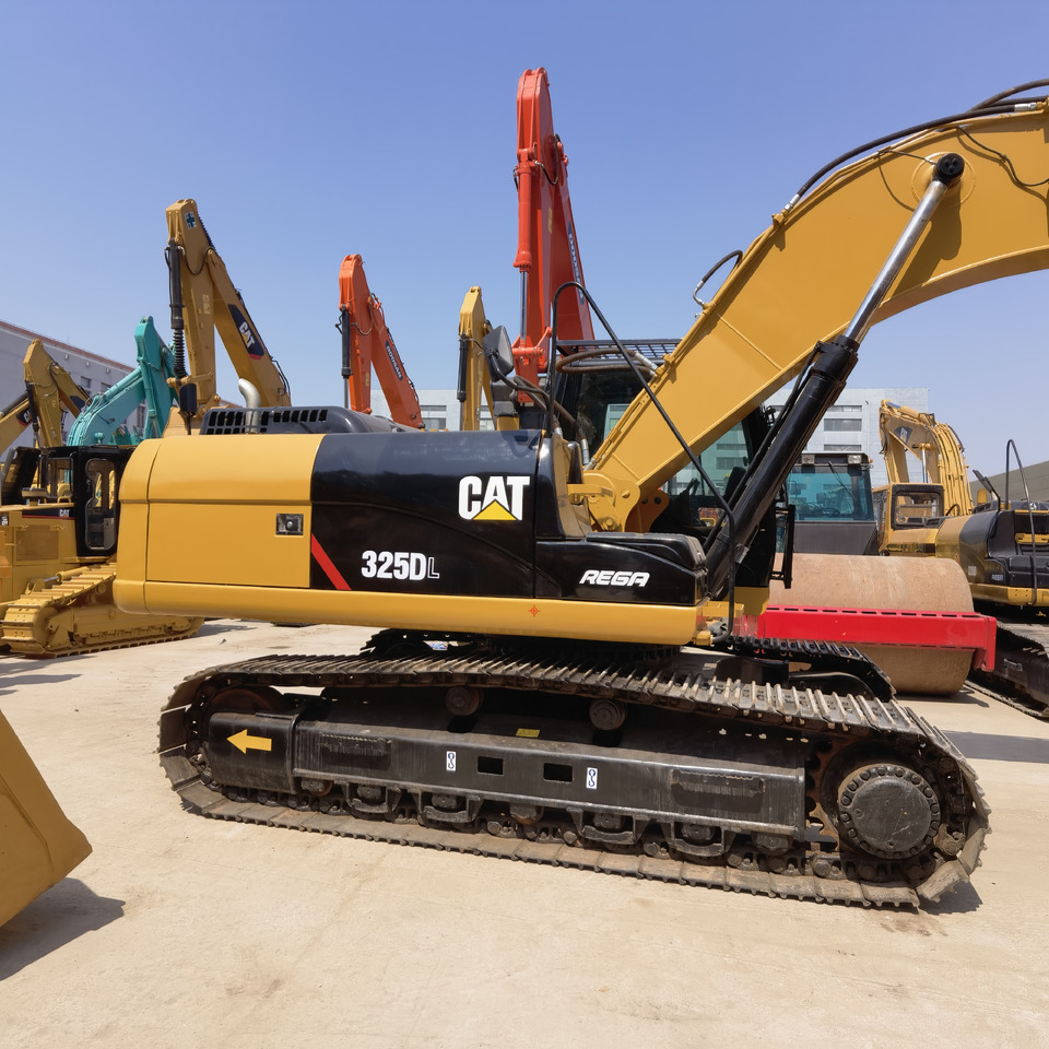 Excavators cat325dl - Crawler excavator: picture 1 Excavators cat325dl - Crawler excavator: picture 1