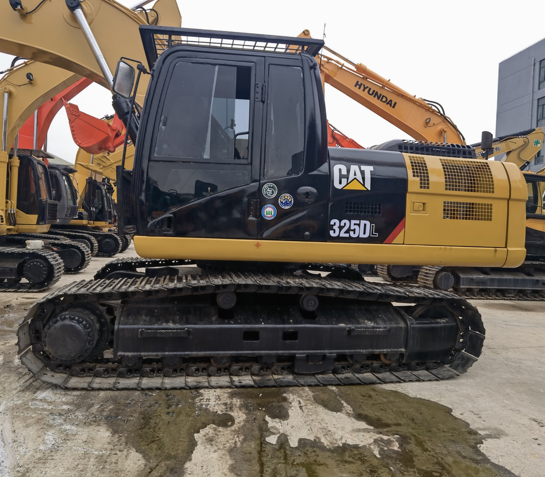 Excavators cat325dl - Crawler excavator: picture 5 Excavators cat325dl - Crawler excavator: picture 5