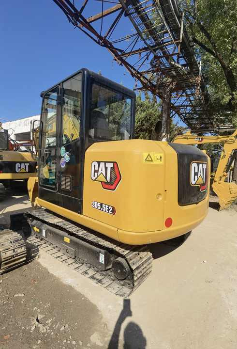 Original Japan earth moving used mini excavator CAT 305.5E2 with high quality cheap for sale - Crawler excavator: picture 2 Original Japan earth moving used mini excavator CAT 305.5E2 with high quality cheap for sale - Crawler excavator: picture 2