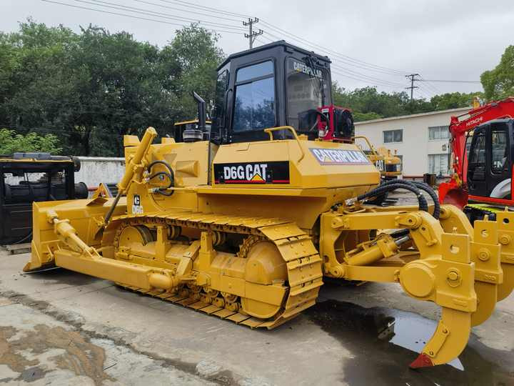 Used crawler bulldozer for high quality used cat bulldozer low price and hot sales CAT D6G bulldozer - Bulldozer: picture 2 Used crawler bulldozer for high quality used cat bulldozer low price and hot sales CAT D6G bulldozer - Bulldozer: picture 2