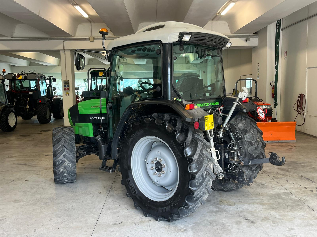 Farm tractor DEUTZ-FAHR 5100.4 D: picture 8