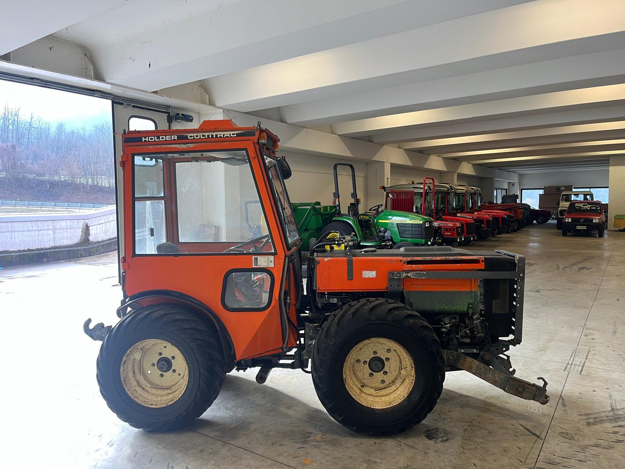 TRATTORE HOLDER CULTITRAC 411 - Farm tractor: picture 5 TRATTORE HOLDER CULTITRAC 411 - Farm tractor: picture 5