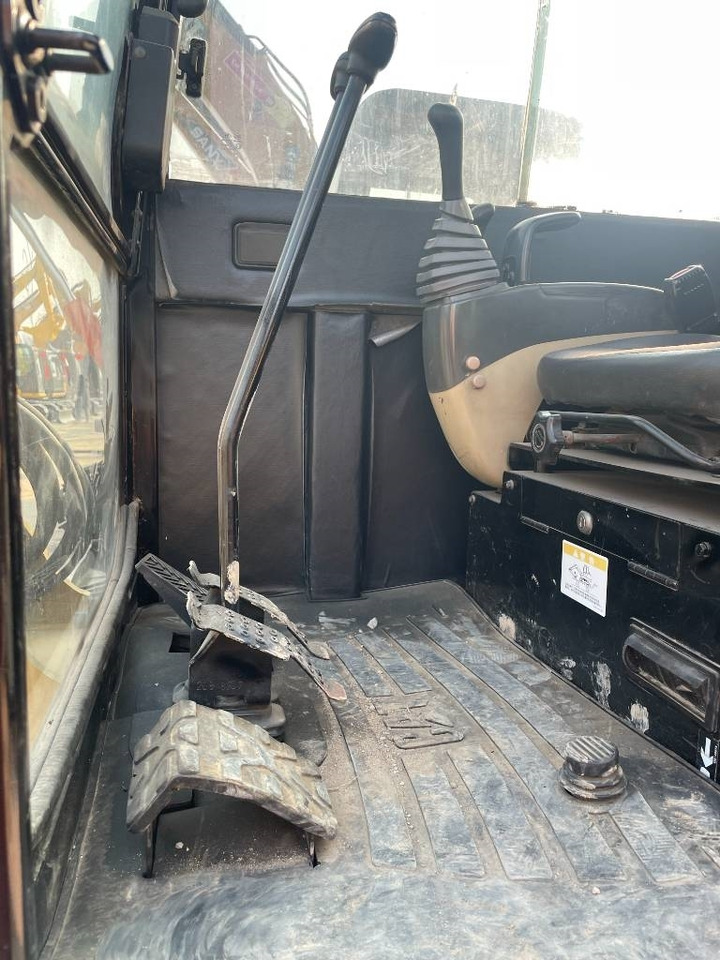 Mini excavator CAT 306: picture 6