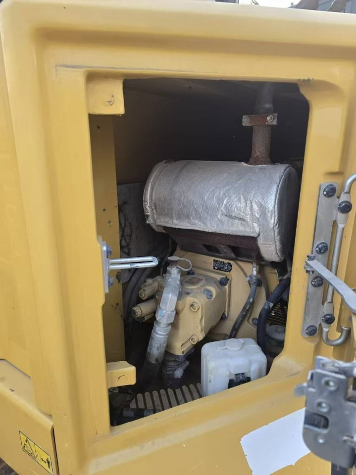 CAT 306 - Mini excavator: picture 4 CAT 306 - Mini excavator: picture 4