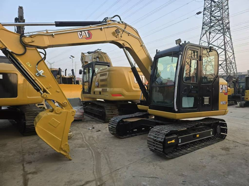 CAT 307  - Mini excavator: picture 1 CAT 307  - Mini excavator: picture 1
