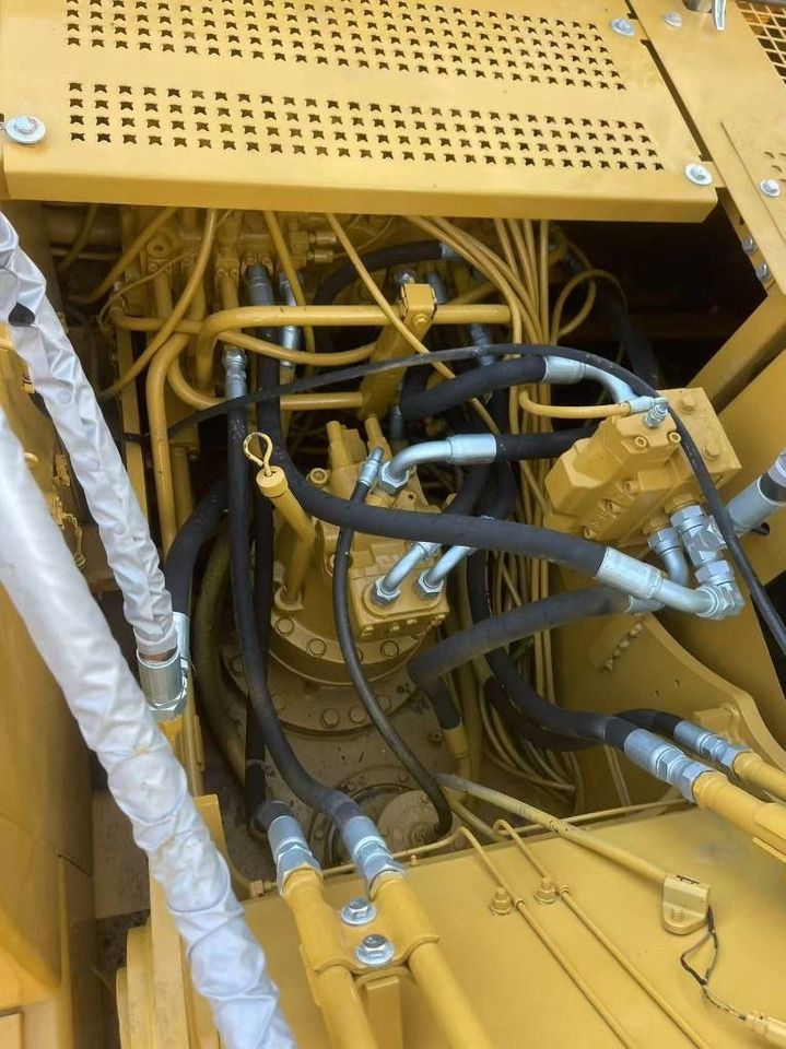 CAT 320 B  - Crawler excavator: picture 2 CAT 320 B  - Crawler excavator: picture 2