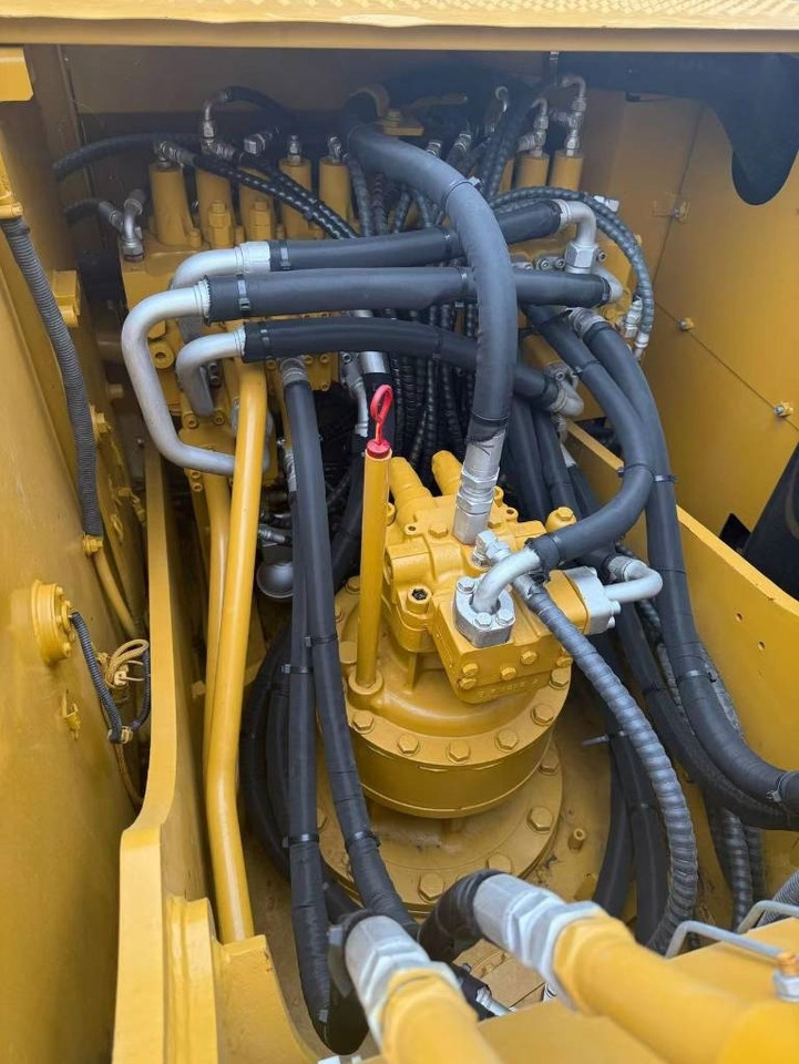 CAT 320 D - Crawler excavator: picture 2 CAT 320 D - Crawler excavator: picture 2