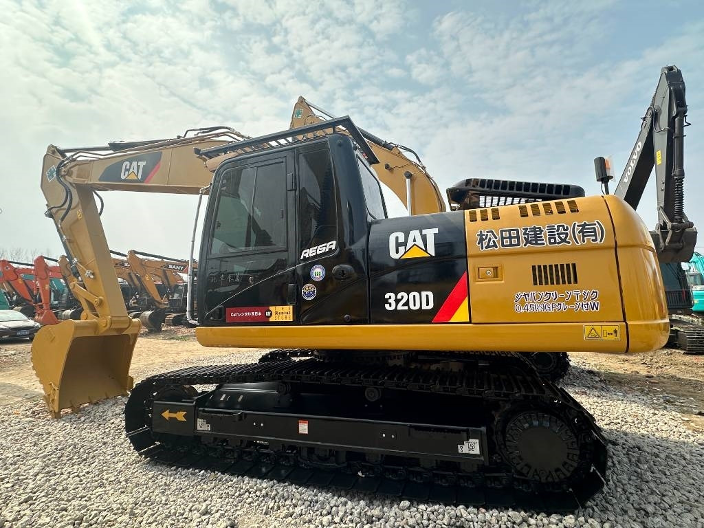 CAT 320 D - Crawler excavator: picture 2 CAT 320 D - Crawler excavator: picture 2