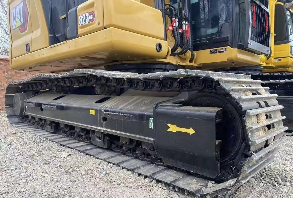 CAT 323 - Crawler excavator: picture 4 CAT 323 - Crawler excavator: picture 4
