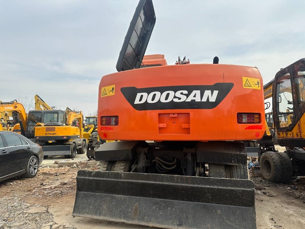 Doosan DH 150 W-7 - Wheel excavator: picture 4 Doosan DH 150 W-7 - Wheel excavator: picture 4