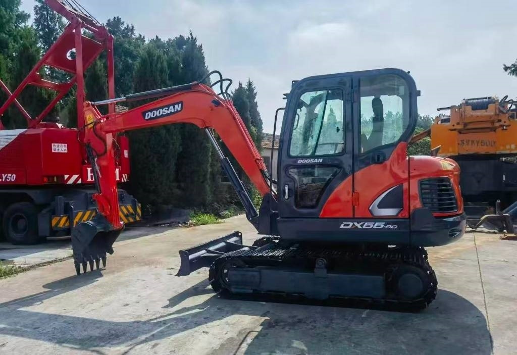 Doosan DH 55 - Mini excavator: picture 2 Doosan DH 55 - Mini excavator: picture 2