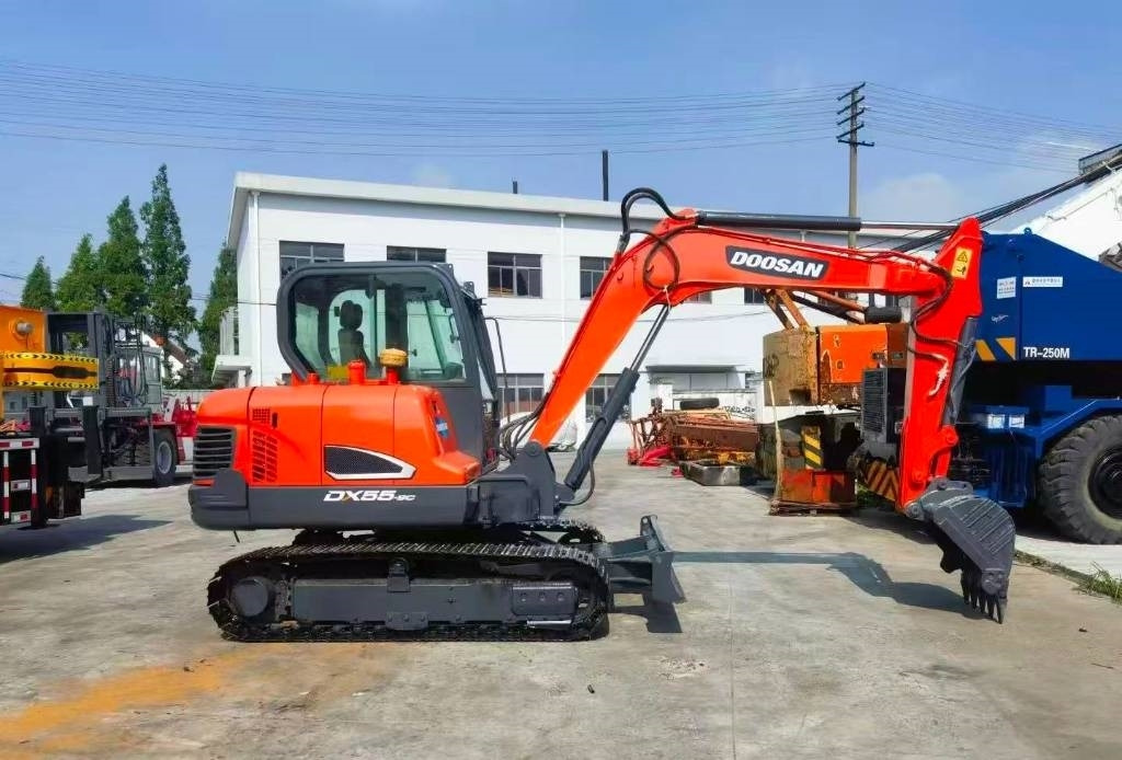 Doosan DH 55 - Mini excavator: picture 4 Doosan DH 55 - Mini excavator: picture 4