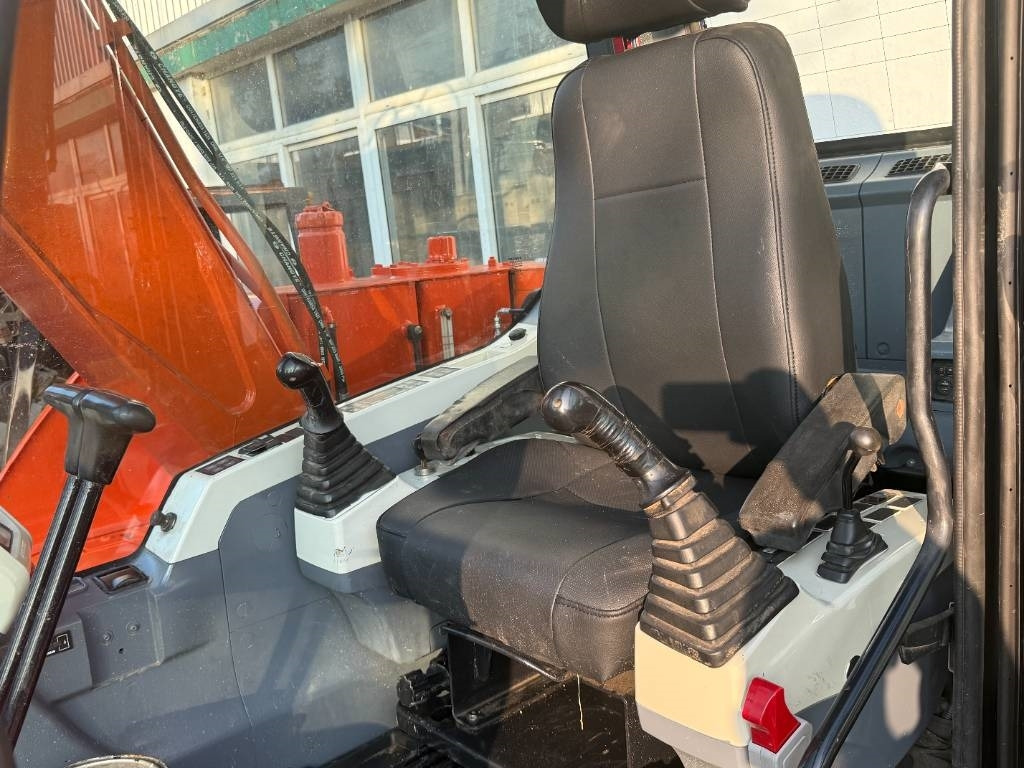 Doosan DX 75 - Crawler excavator: picture 2 Doosan DX 75 - Crawler excavator: picture 2