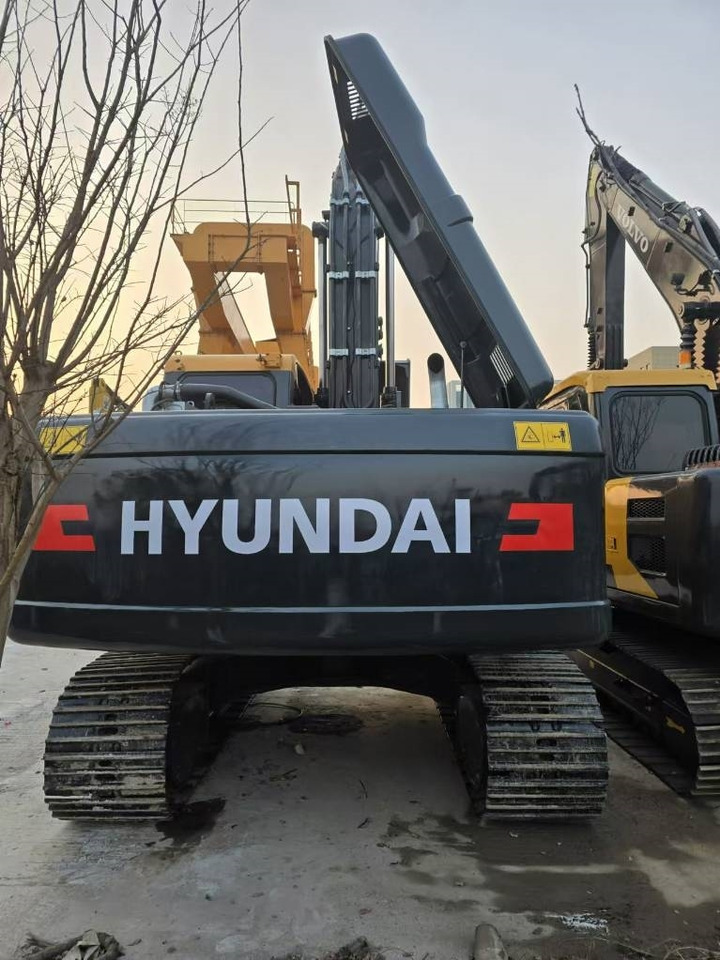 Hyundai 220LC-9S - Crawler excavator: picture 2 Hyundai 220LC-9S - Crawler excavator: picture 2